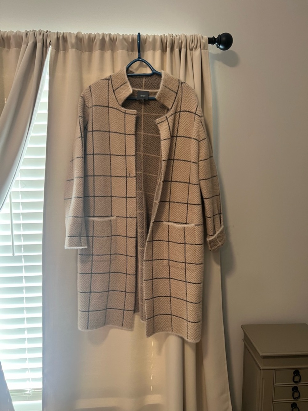 Lysse New York Plaid Coatigan S/M Beige Fuzzy Knit Open Front Sweater Coat